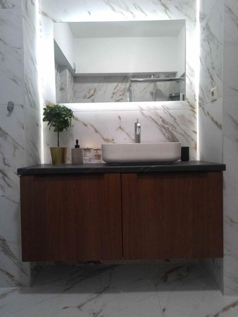 Down Town Luxurious Apartments 4 อเล็กซานโดรโพลิส ภายนอก รูปภาพ