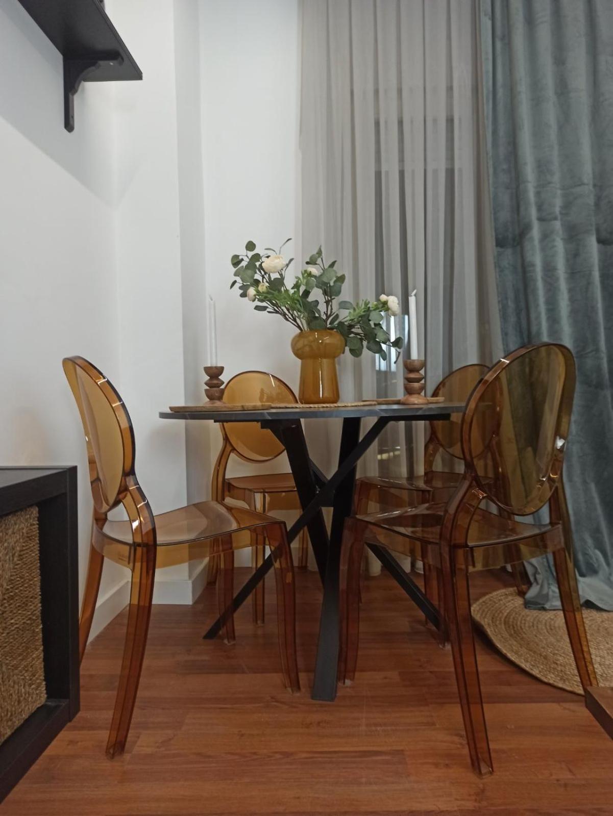 Down Town Luxurious Apartments 4 อเล็กซานโดรโพลิส ภายนอก รูปภาพ