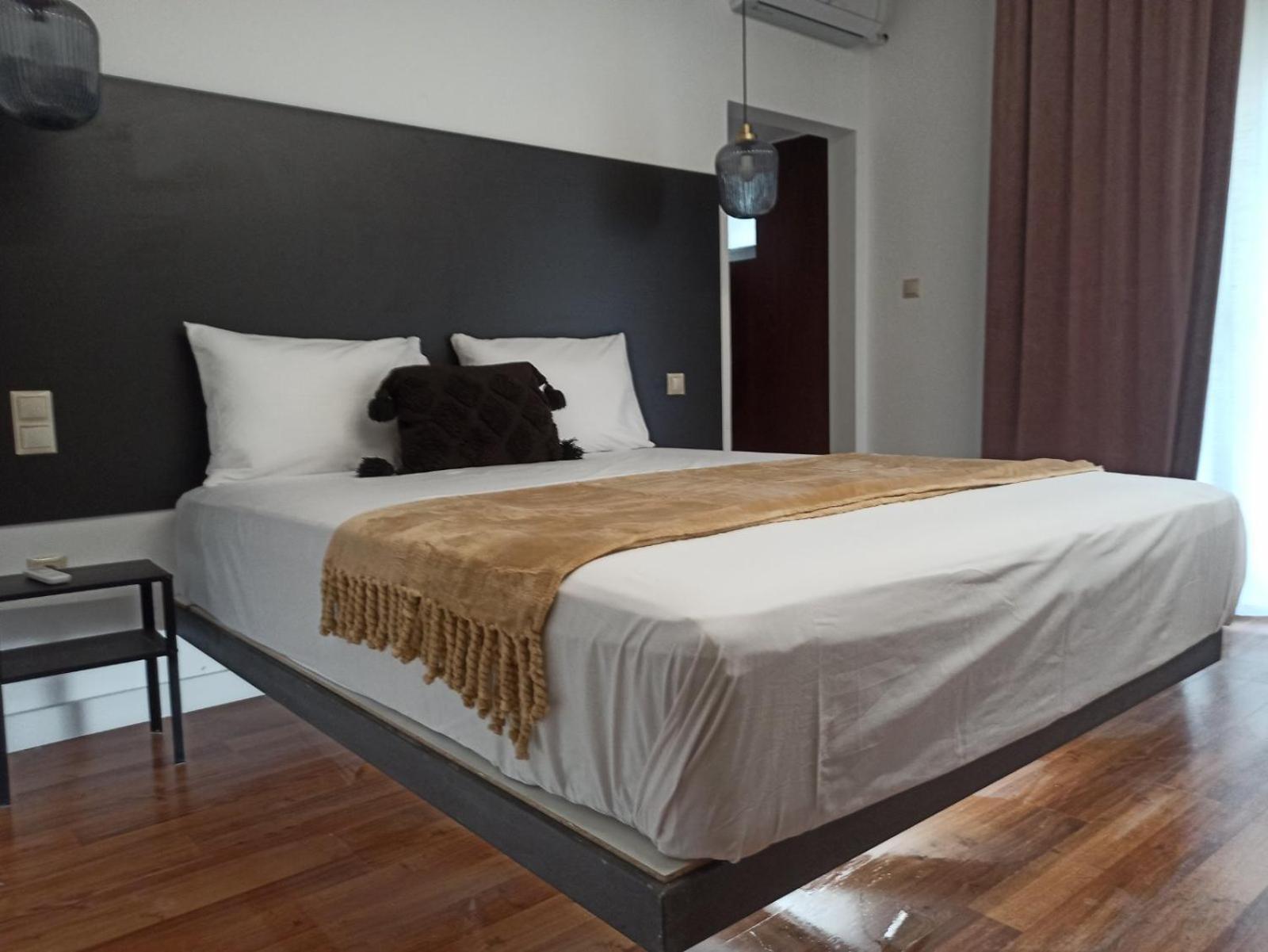 Down Town Luxurious Apartments 4 อเล็กซานโดรโพลิส ภายนอก รูปภาพ